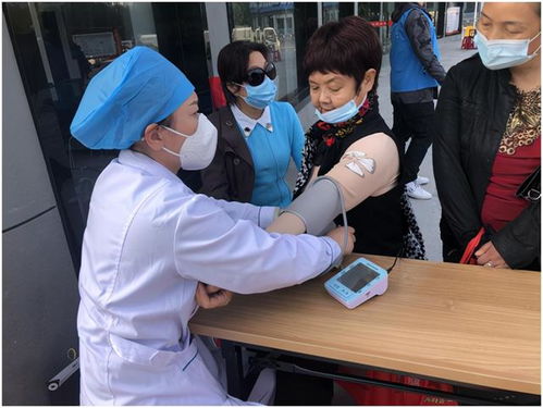 鄂城區(qū)“愛滿荊楚”社會工作服務項目 健康咨詢義診主題活動
